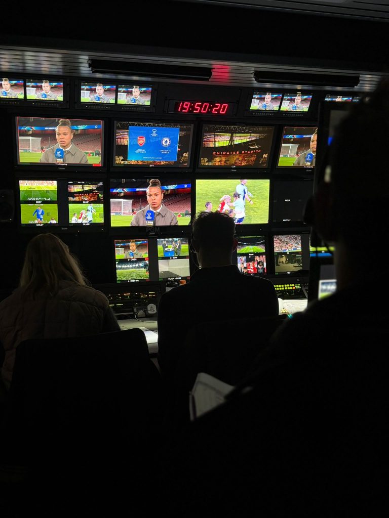 AvC-768x1024 UWCL – Arsenal v Chelsea